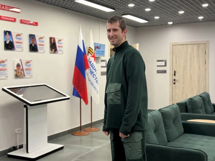 Фонд «Защитники Отечества» обеспечивает ветеранов СВО адаптивной одеждой, разработанной победителями конкурса дизайна «На крыльях»